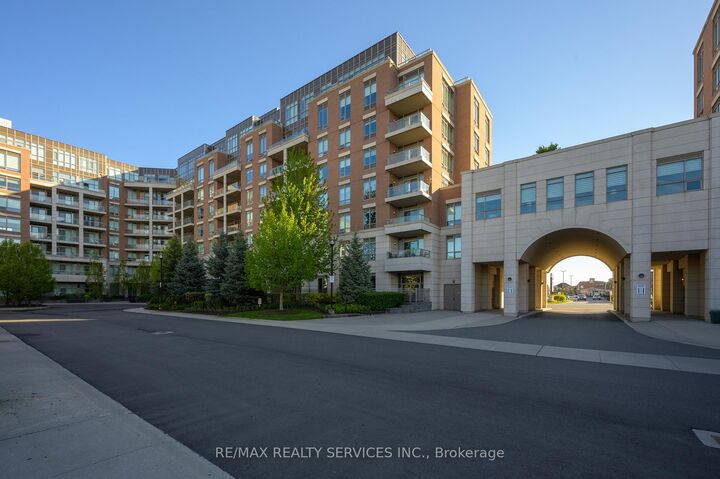 Property Photo: 2480 Prince Michael Drive 624 ON L6H 0H1