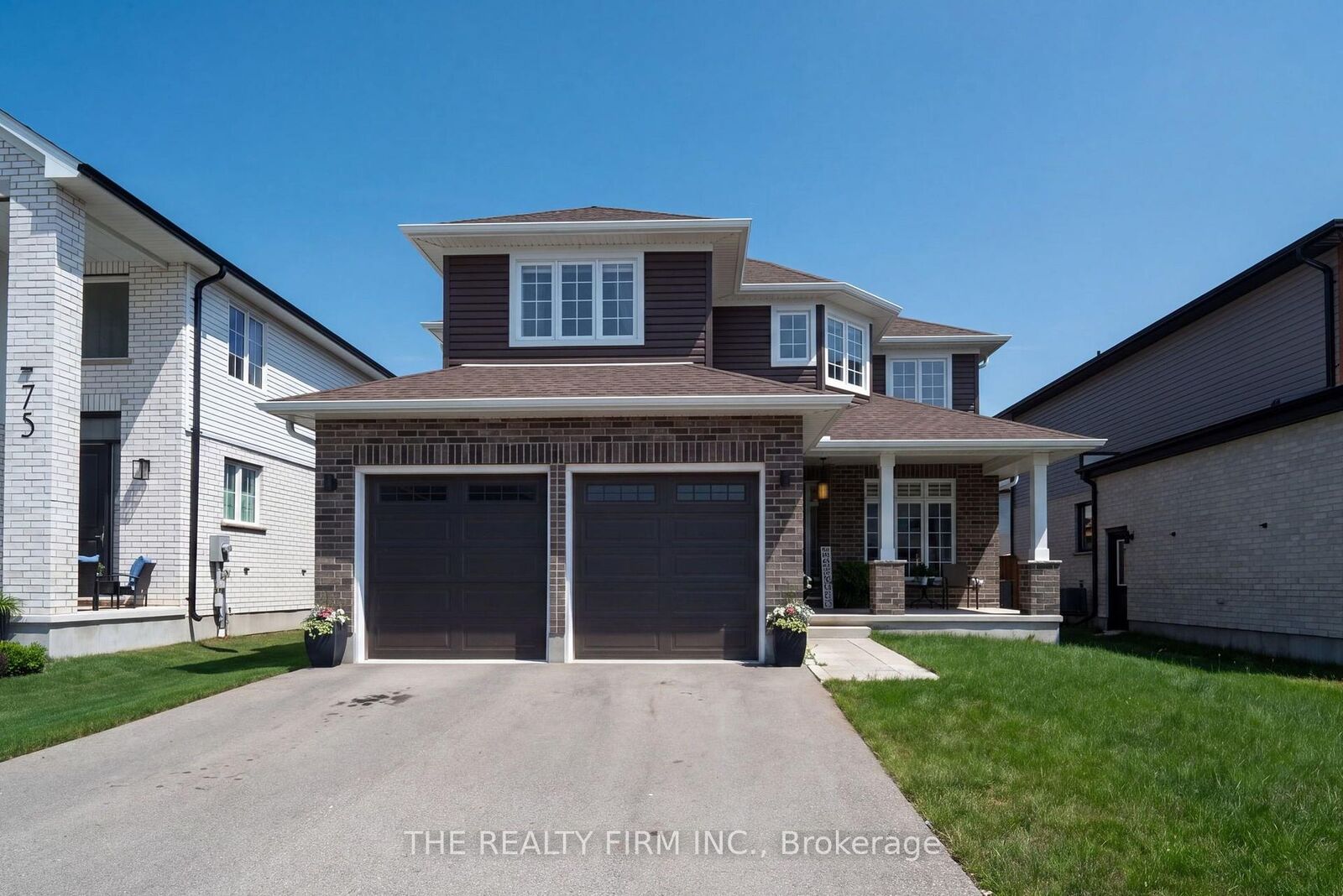 Property Photo:  77 Acorn Trail  ON N5R 0L8 