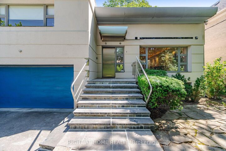 Property Photo: 9 Saguenay Avenue ON M5N 2Y5