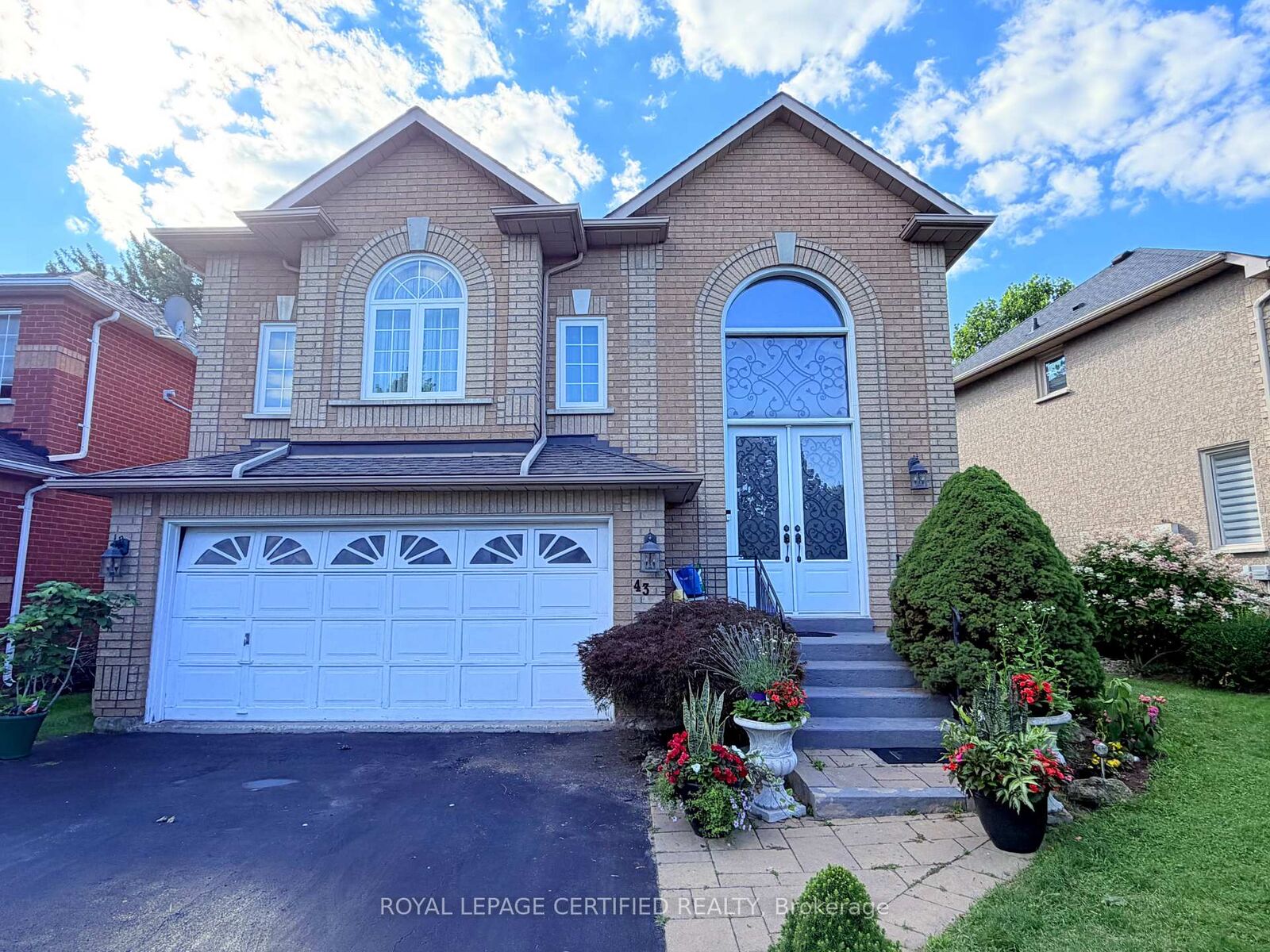 Property Photo:  43 Boulding Avenue  ON L0R 2H3 