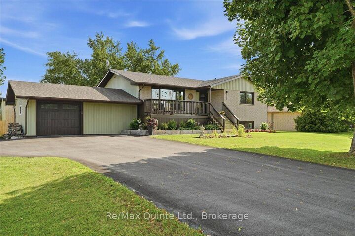 Property Photo: 353 Lakeshore Road ON K0K 1H0
