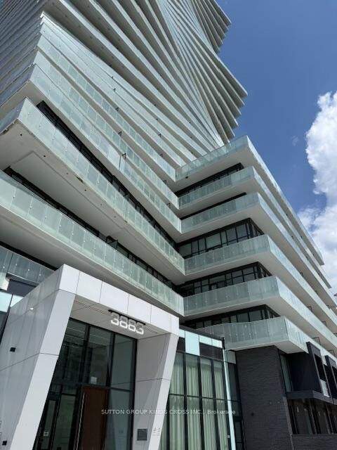Property Photo: 3883 Quartz Road 2504 ON L5B 0M4