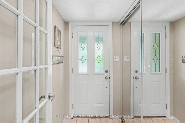 Property Photo:  84 Sherway Drive  ON K2J 1N8 