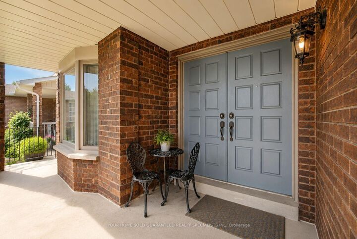 Property Photo: 265 Dante Court ON L4L 7W8