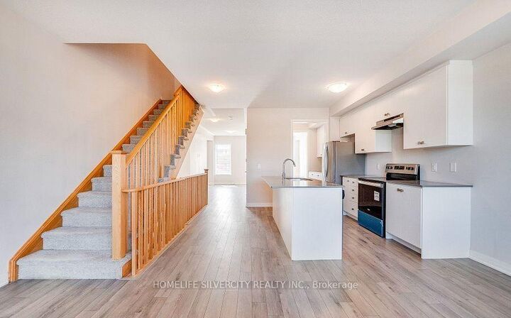 Property Photo: 585 Colborne Street E 104 ON N3S 0K4