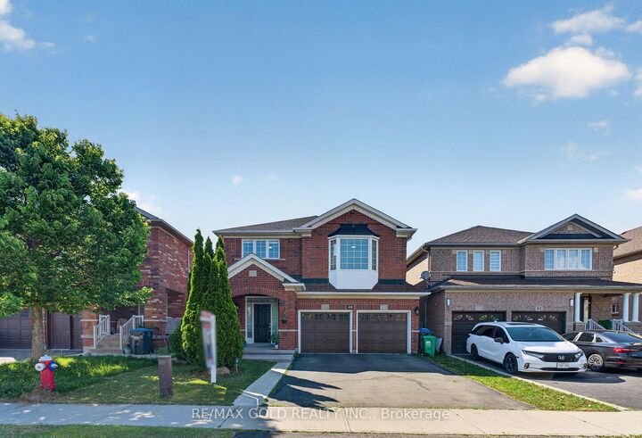 Property Photo: 40 Dunure Crescent ON L7A 2Y6