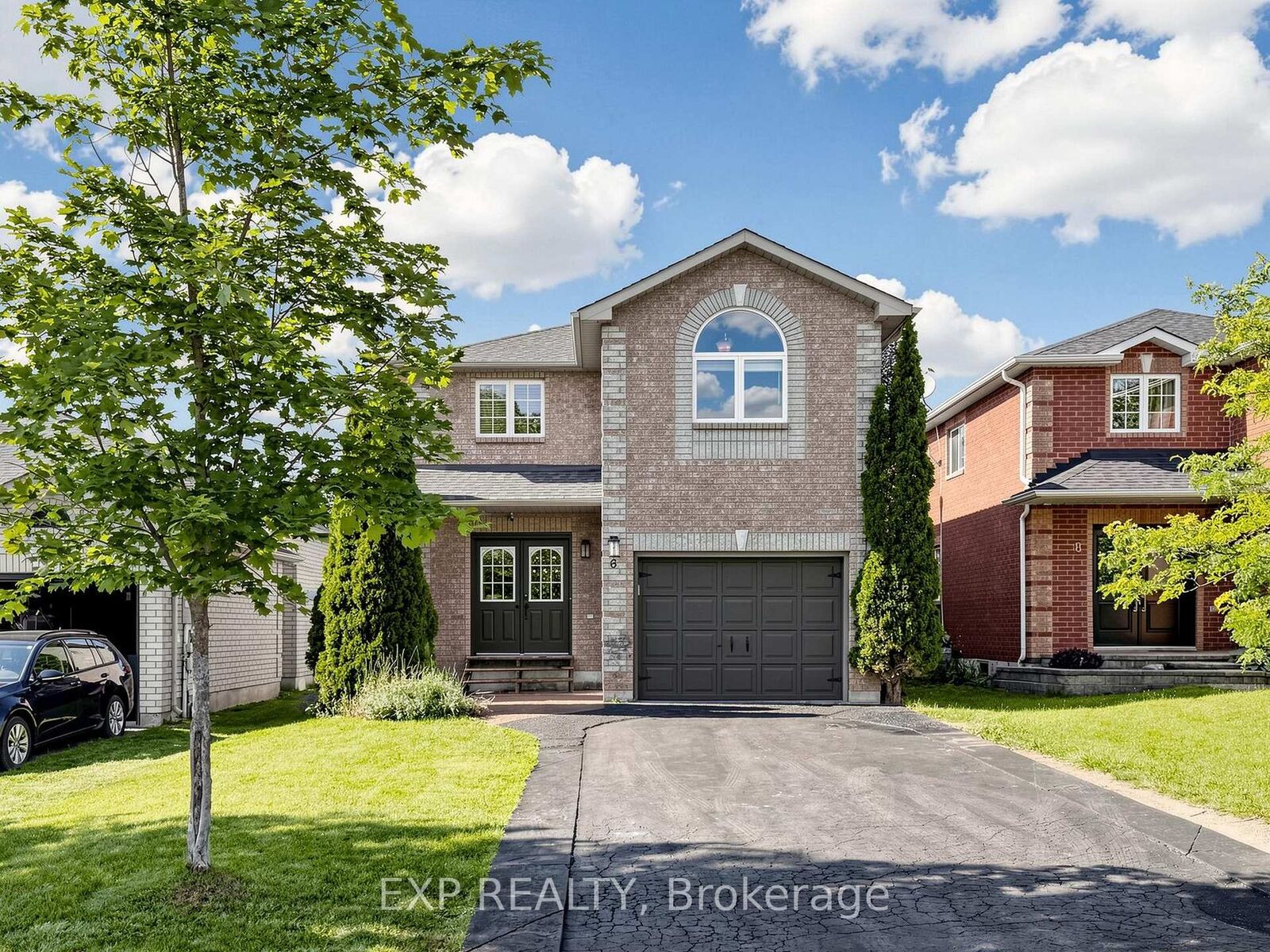 Property Photo: 6 Booth Lane ON L4N 0S4