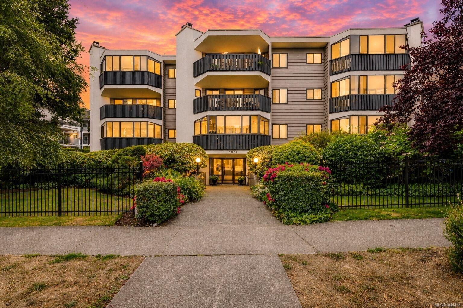Property Photo:  1031 Burdett Ave #303  BC V8V 3G9 