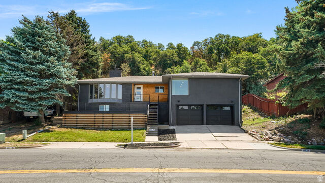 Property Photo:  552 E Chelsea Dr S  UT 84010 
