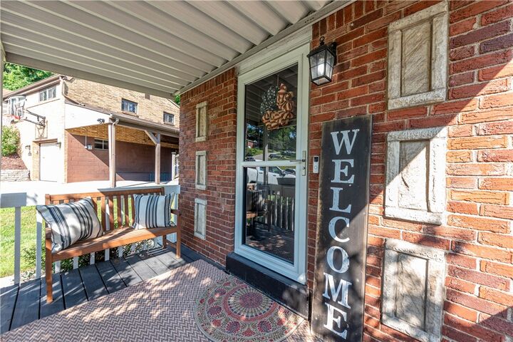 Property Photo:  135 Winifred Dr  PA 15236 