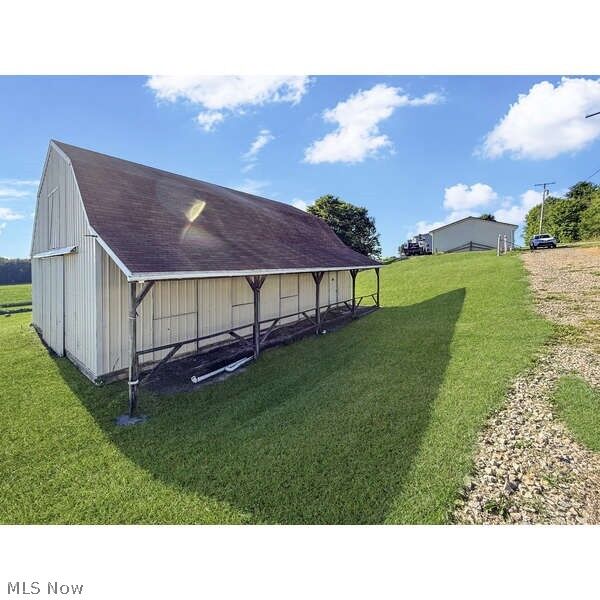 Property Photo: 9268 County Road 39 OH 43910