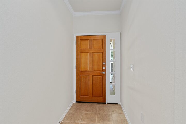 Property Photo: 215 Crockett Loop TX 78633