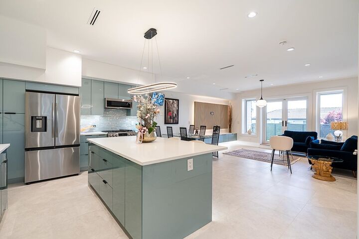 Property Photo: 1204 Hammond Avenue 103 BC V3K 2P5