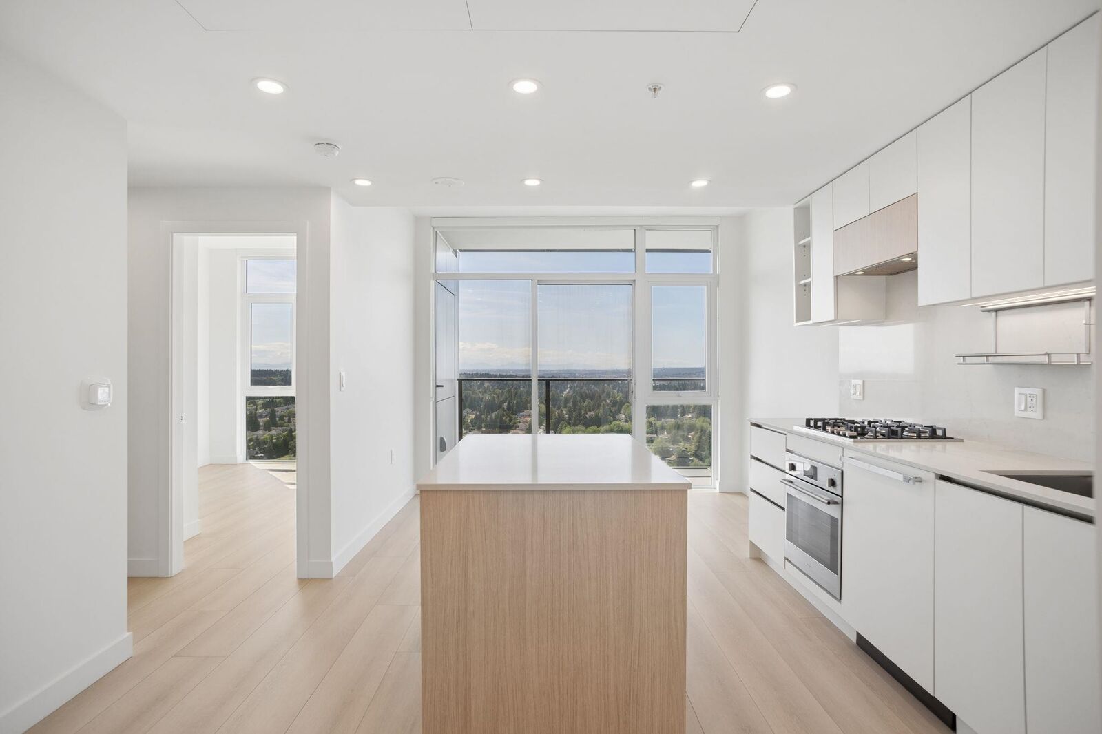 Property Photo: 13573 98A Avenue 2905 BC V3T 0X1