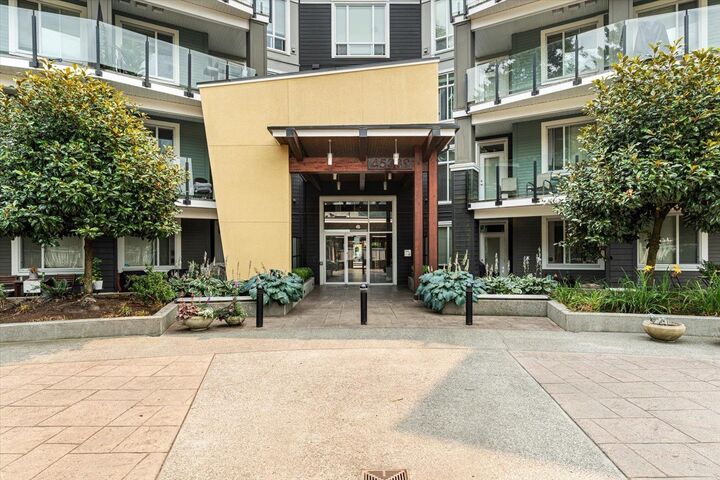 45389 Chehalis Drive 311 — photo 1