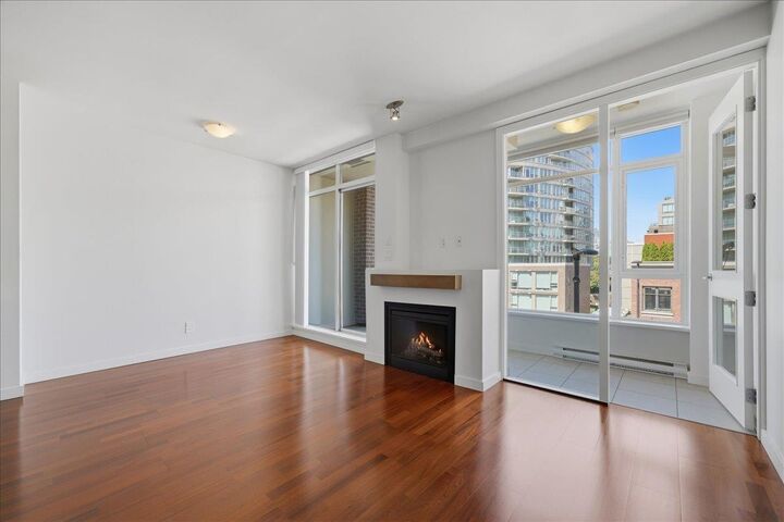 Property Photo: 2055 Yukon Street 306 BC V5Y 4B7