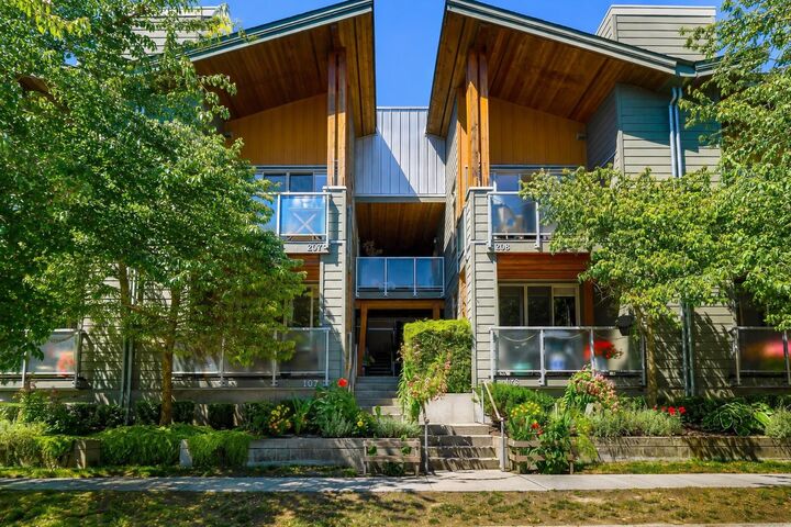 40147 Government Road 107 — photo 1