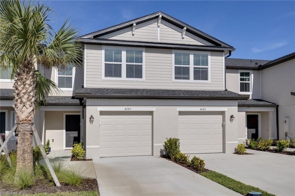 Property Photo: 4243 Caterina Ct FL 33917