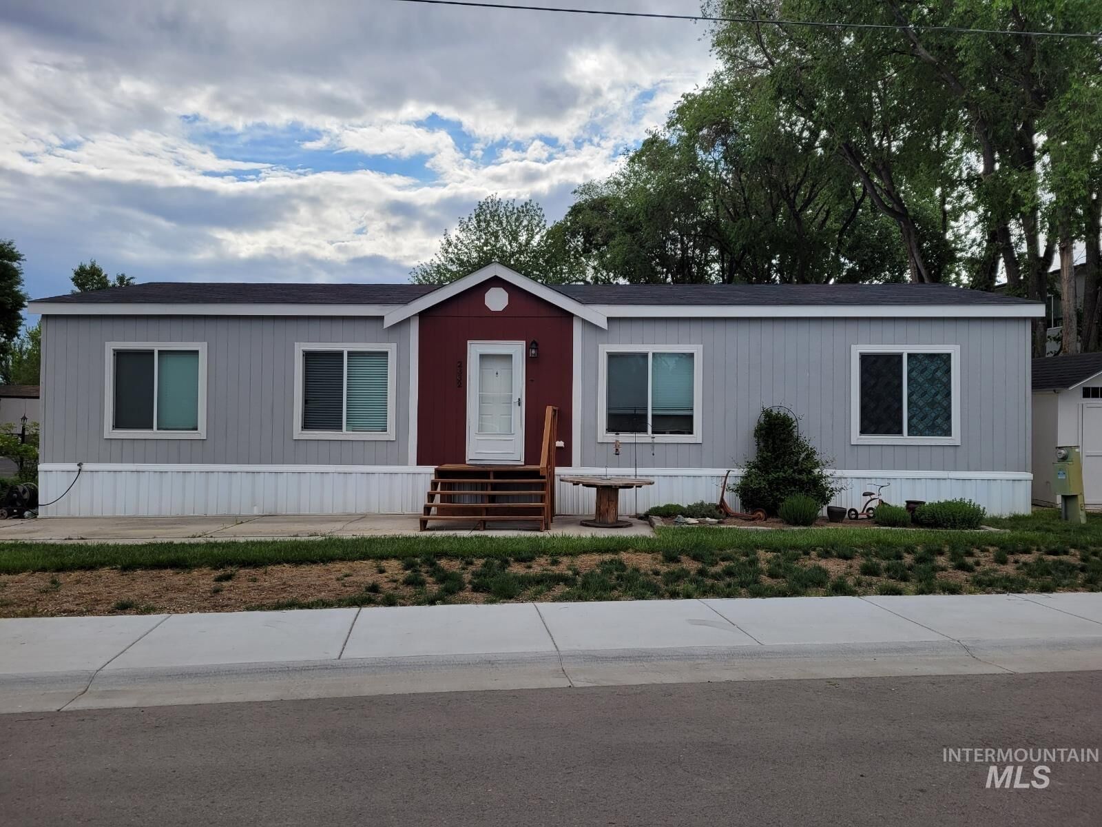 Property Photo:  2332 S Naclerio Lane  ID 83705 