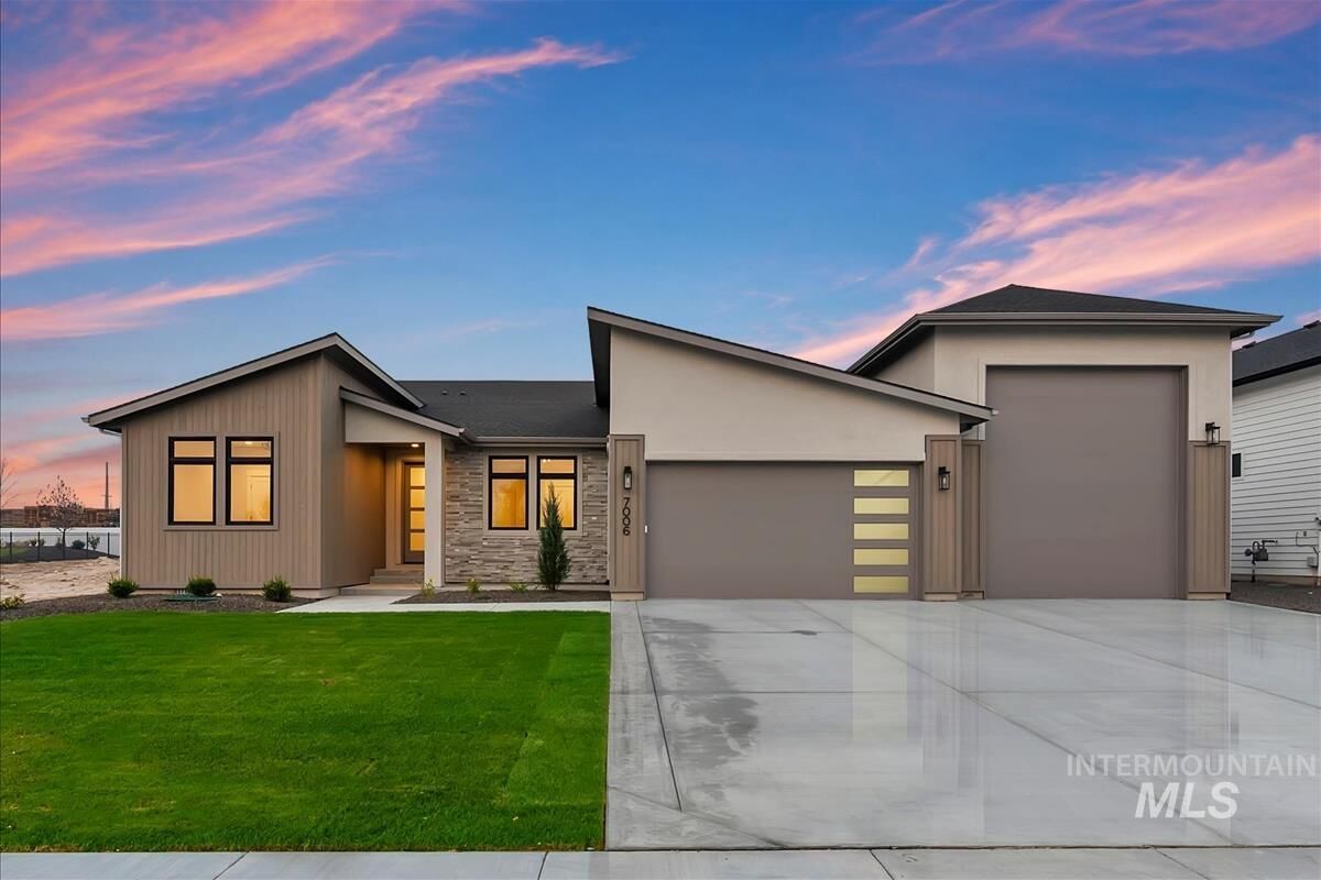 Property Photo: 7006 E Chicken Hawk Loop ID 83686
