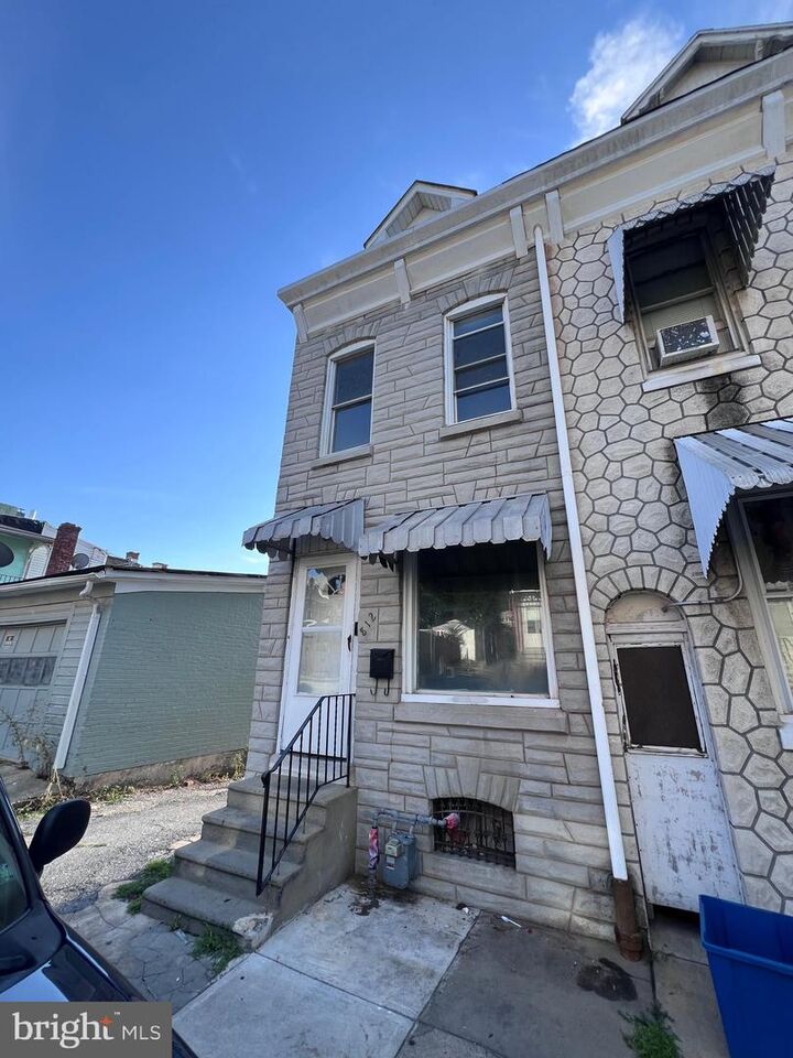 Property Photo: 812 Locust Street PA 19604