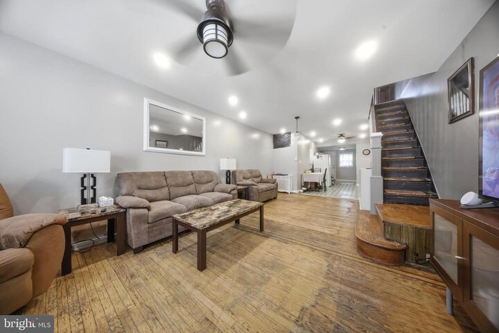 Property Photo: 2421 S Fairhill Street PA 19148