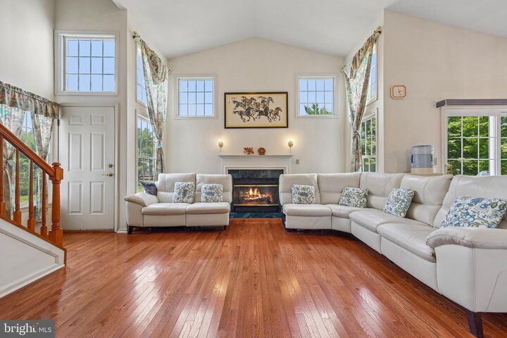 Property Photo: 2 Chamberlin Court NJ 08512