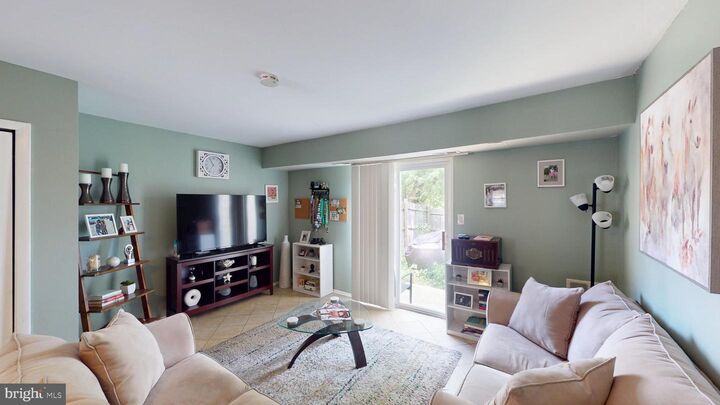 Property Photo: 11 La Cascata Tnhs NJ 08021