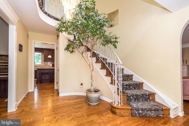Property Photo:  103 Tanglebrook  PA 18966 