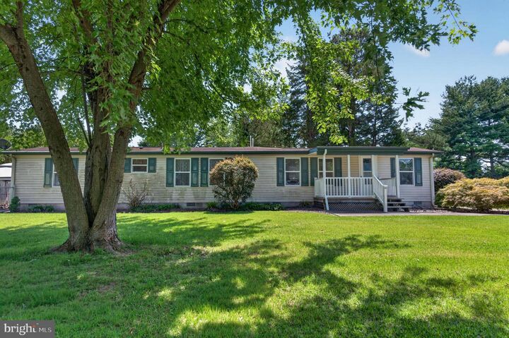 Property Photo: 218 Poplar Street DE 19946