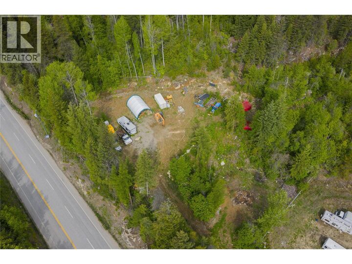Property Photo:  1682 Circle Road  BC V1N 4W1 