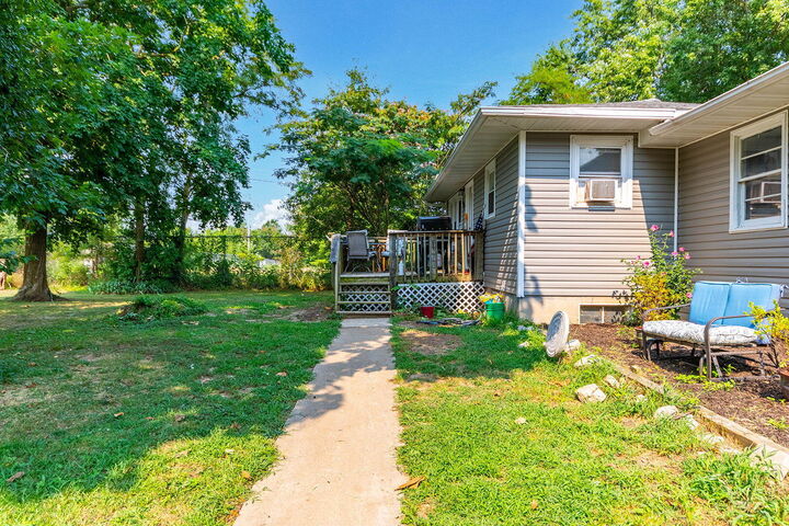 Property Photo:  511 E Hwy 124  MO 65255 