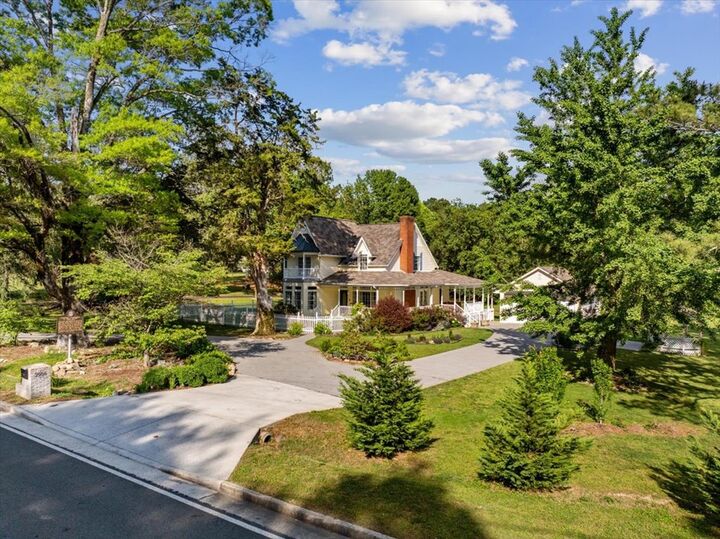 Property Photo: 2906 Reed Road GA 30721