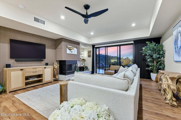Property Photo: 1579 W Riverstone Dr Unit 301 ID 83814