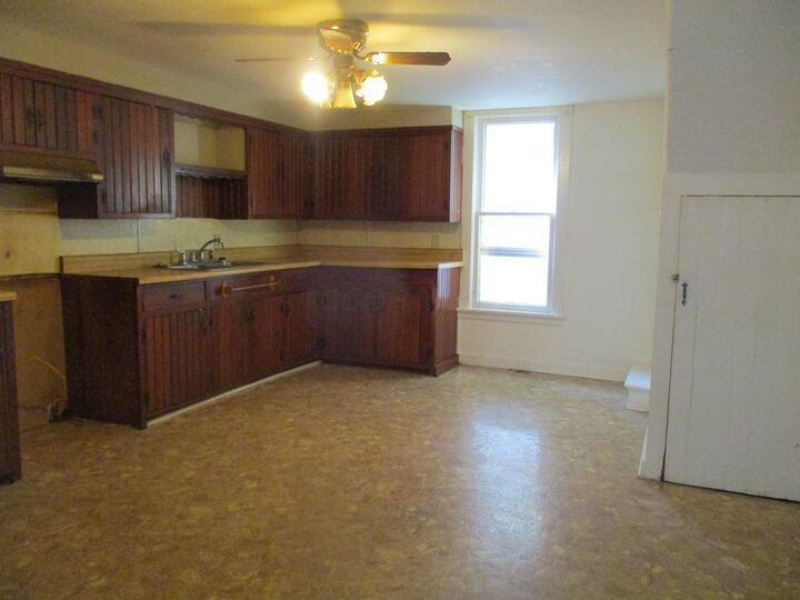 Property Photo:  189 N High Street  OH 45601 