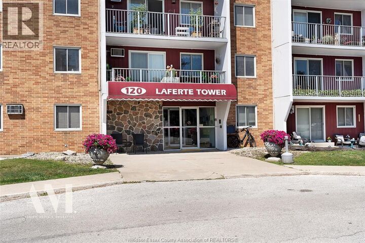Property Photo:  120 Pickering 809  ON N9V 3N3 