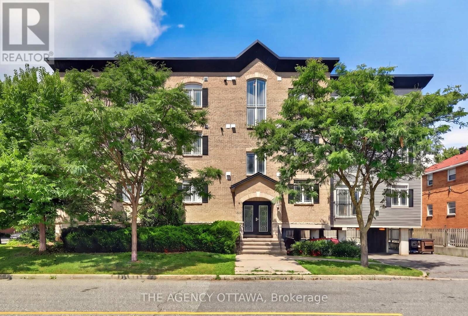 Property Photo:  711 Churchill Avenue North 203  ON K1Z 7J9 