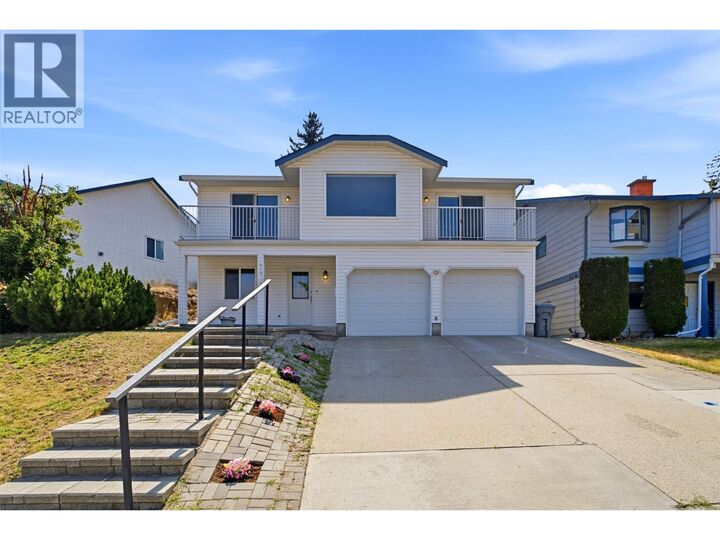 913 Greystone Crescent — photo 1