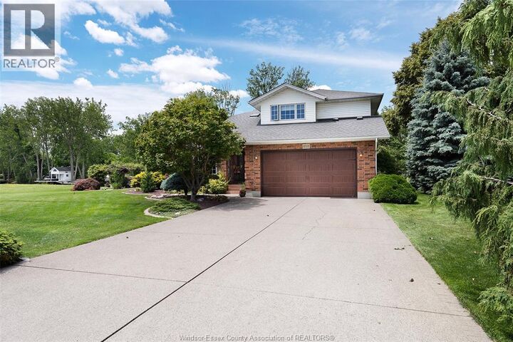Property Photo:  605 Markham Drive  ON N0P 2L0 