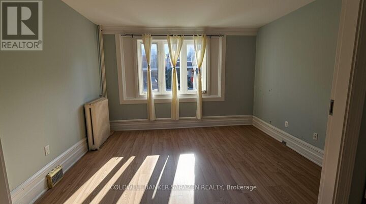 Photo de la propriété:  263 St Andrew Street  ON K1N 5G8 