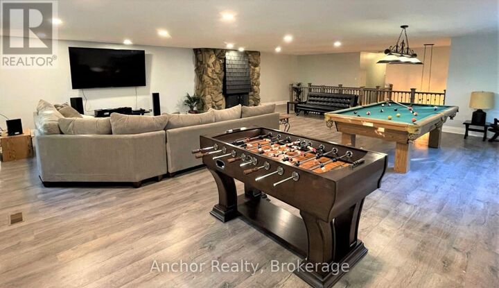 Property Photo:  630 Farquhar Street  ON P1P 1E3 