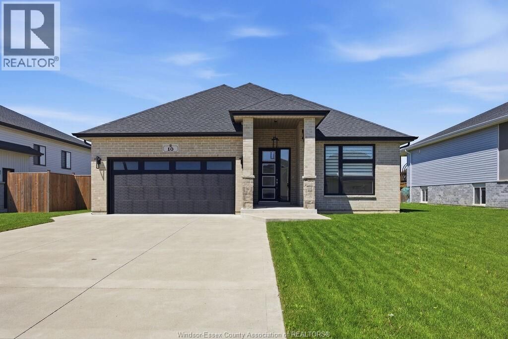 Property Photo:  10 Lundy Street  ON N9V 0G5 