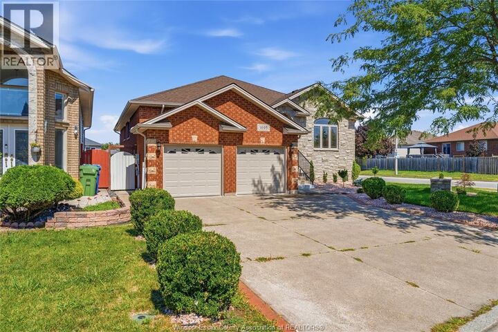 Property Photo:  1695 Meridian Street  ON N9G 3E7 