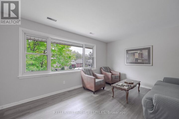 Property Photo:  84 Wilson Avenue #Upper #SE  ON N6H 1X6 