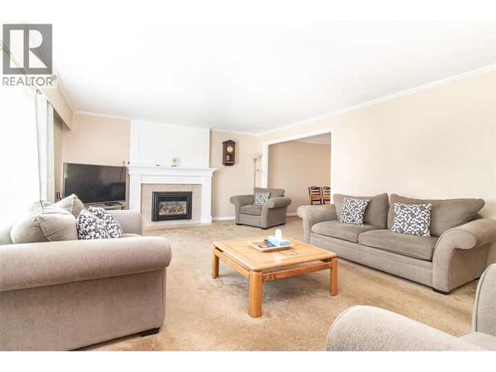 Property Photo: 210 Wallace Road BC V1X 4T1