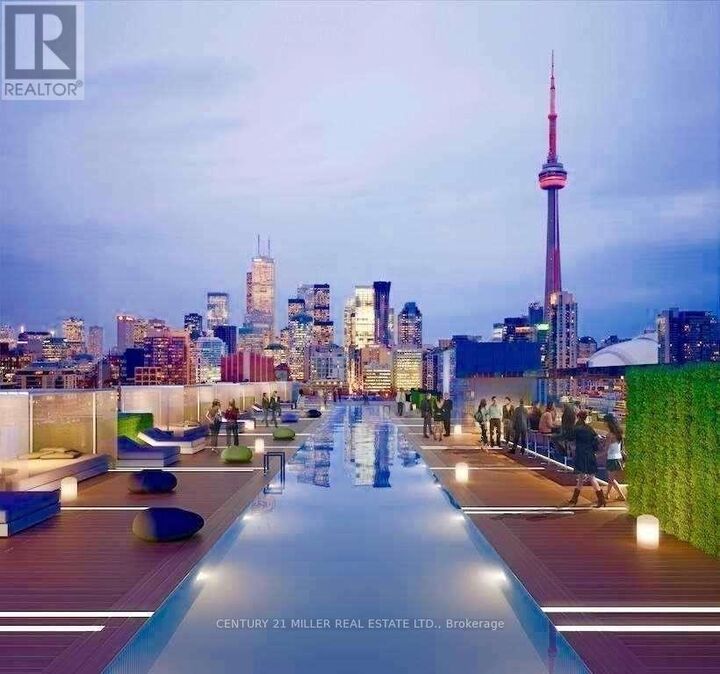 Property Photo: 8 Hillsdale Avenue 1120 ON M4S 0B2