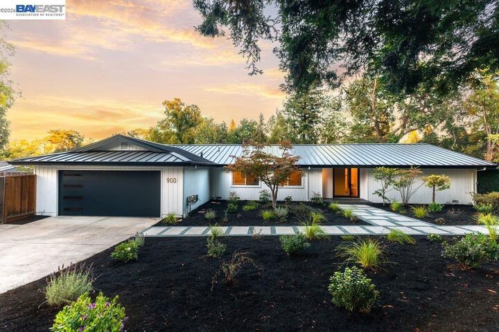 Property Photo: 900 Kirkcrest Rd CA 94507