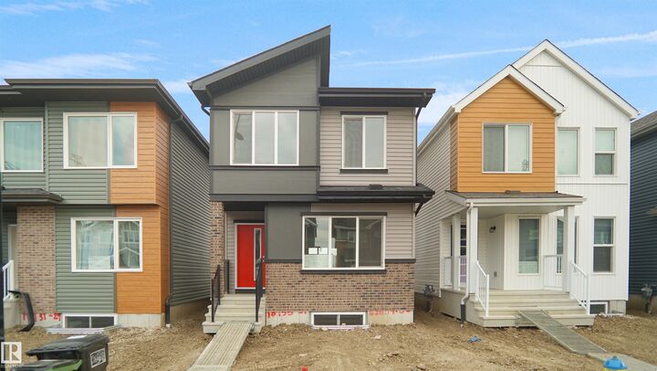 Property Photo: 225 Falcon Crescent AB T0B 3M3