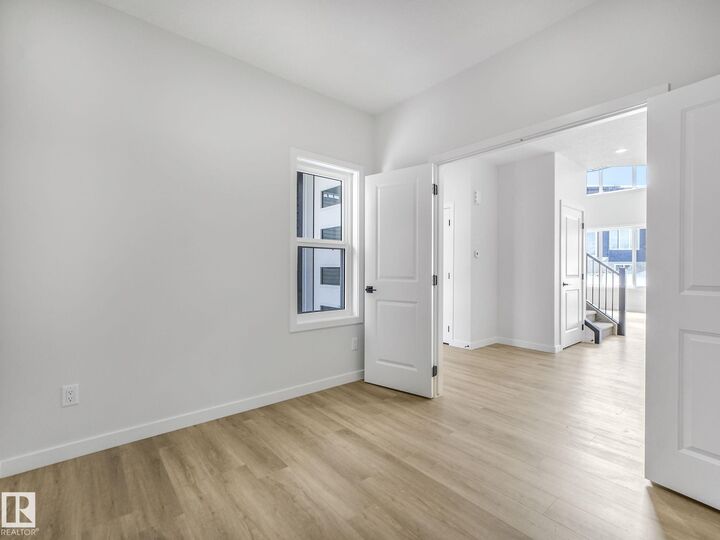 Property Photo:  239 Kinglet Boulevard NW  AB T5S 0S6 