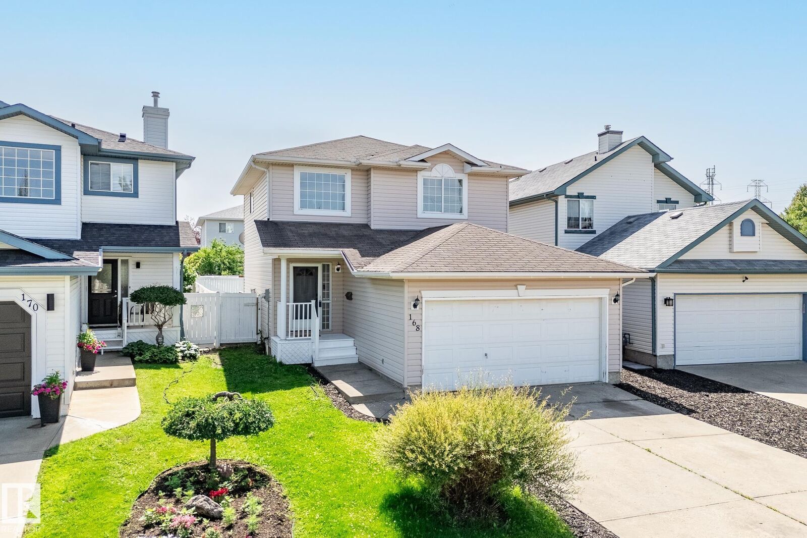 Property Photo: 168 Ward Crescent NW AB T6T 1M6